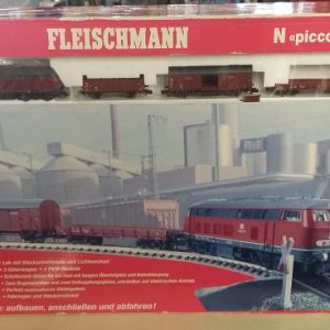 9396 N. DB. Startset m/Diesellok BR.V-160 analog, en 3 goed.wage