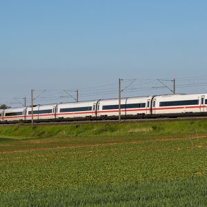 43725 DB. ICE-4,  uitbreidingswagon 2e klasse .