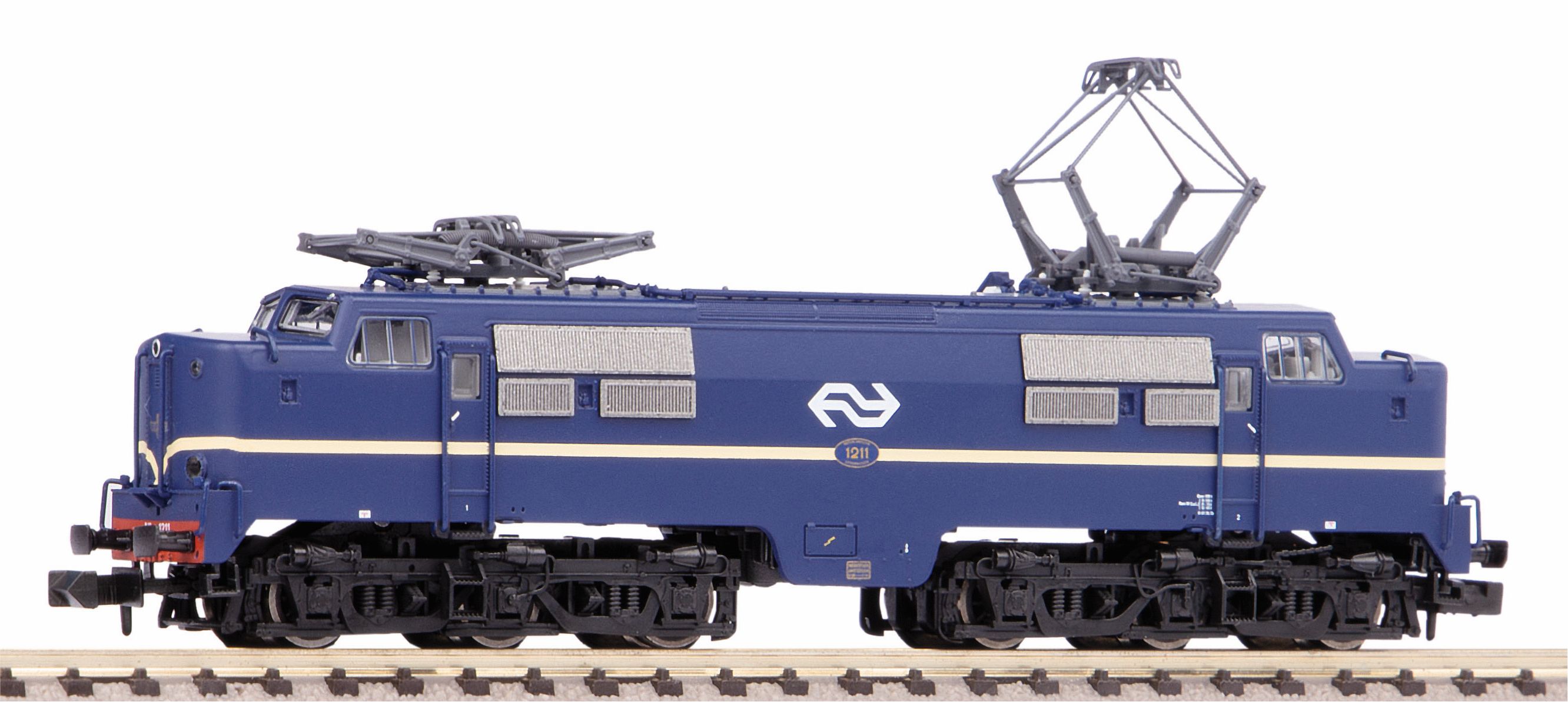 40465 NS. E-lok 1211 blauw, m/nem steker Next18  N-spoor